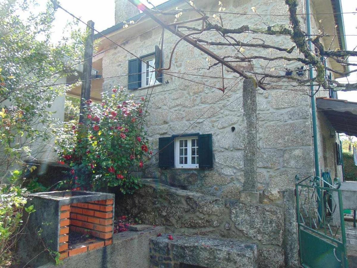 Casa De Granito Charmosa Ferienhaus